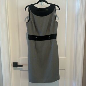 Like New Tahari Arthur S. Levine Black and White Midi Shift Dress Size 6